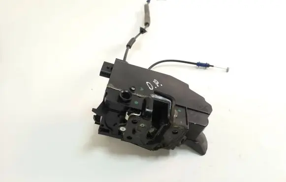 Citroen C4 II Picasso Front door lock 9810310480