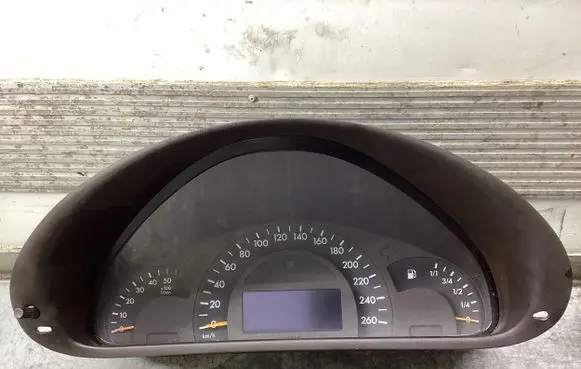 Mercedes-Benz C W203 Speedometer (instrument cluster) A2035401347 88311323
