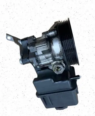 Mercedes-Benz C AMG W205 Power steering pump A0064667801 7693900525