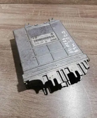 Nissan Primera Engine control unit/module ECU 0281001629 237102J660