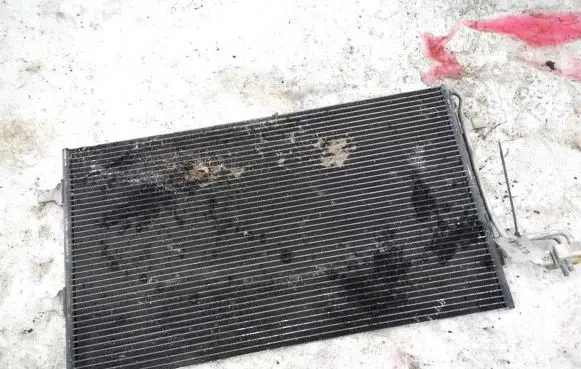 Volvo V50 A/C cooling radiator (condenser) 814324 t63448aa