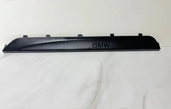 BMW 1 E81 E87 Front sill trim cover 7117633 51777117633 22944911