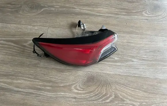 Ford Kuga II Rear/tail lights LV4B13405AH