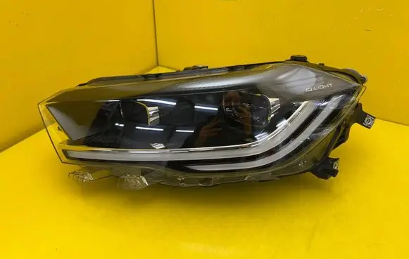 Volkswagen Polo VI Headlight/headlamp 2G1941035L