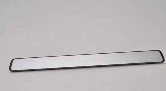 Volvo XC60 Foot area side trim 33436021