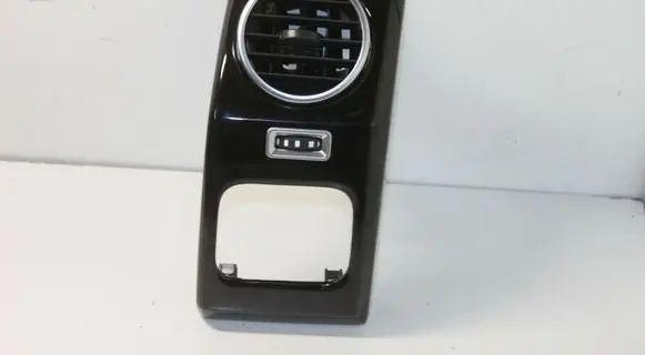 Land Rover Discovery 3 - LR3 Dashboard side air vent grill/cover trim 8H2201454