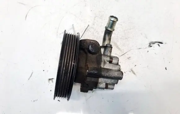 Rover 75 Power steering pump qr100940