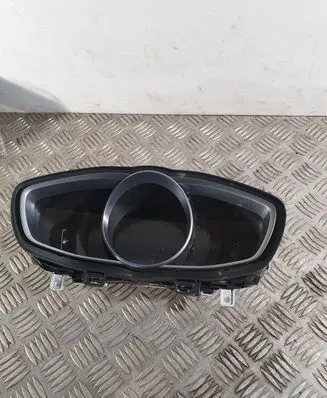 Volvo V40 Speedometer (instrument cluster) 31376803