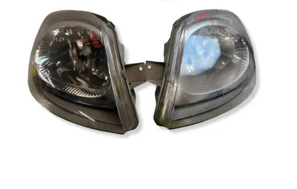 Opel Vivaro Headlight/headlamp 665