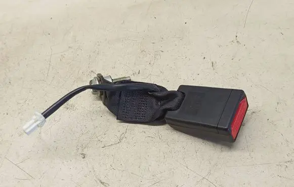 Nissan Qashqai+2 Rear seatbelt buckle 88842EY10C 306338699JN7 686363