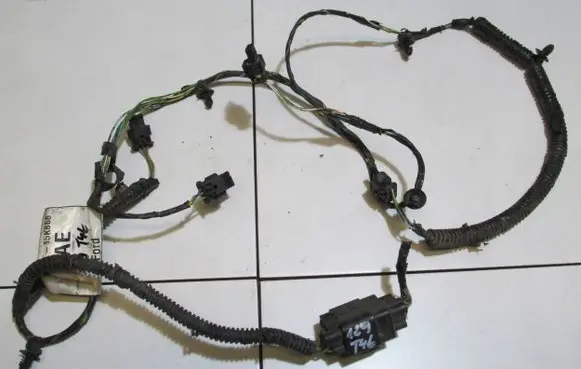 Ford C-MAX II Parking PDC sensor AV6T15K868AAEford