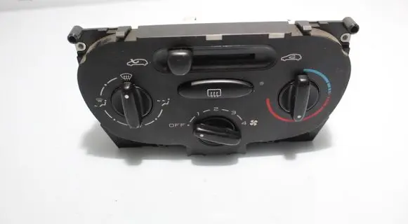 Peugeot 206 Climate control unit