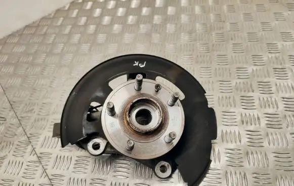 Opel Astra K Front wheel hub 13517459 695687626 2410400000000N