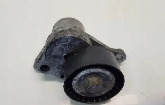 Renault Master III Timing belt tensioner 