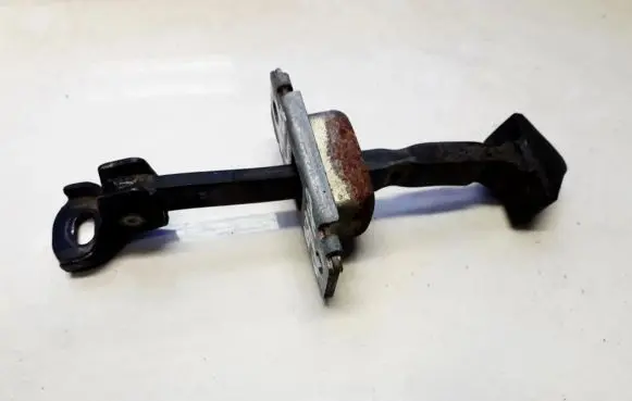 Mazda 3 I Rear door check strap stopper