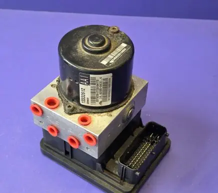 Opel Astra J ABS Pump 13332612 10020604314