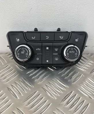 Opel Mokka Climate control unit 13429874 A2C50113257