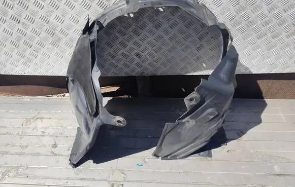 Nissan Juke I F15 Front wheel arch liner splash guards 63843BA60A 63843BA65A