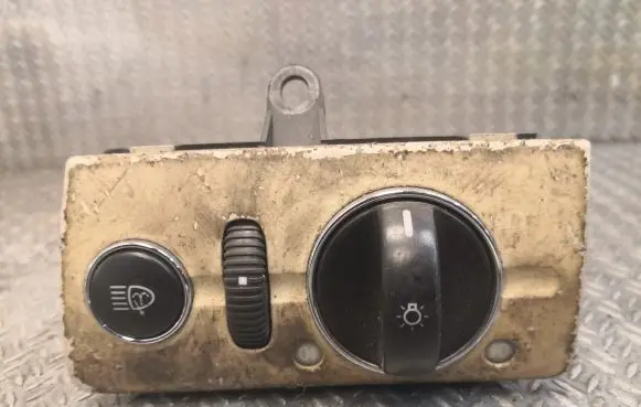Mercedes-Benz E W211 Light switch 2115450504