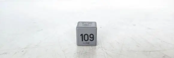 Volkswagen Golf IV Other relay 1J0906381A V23134B63X396