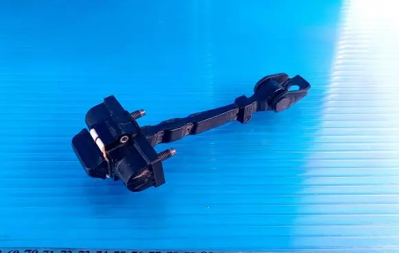 Renault Captur Front door check strap stopper 804308807R