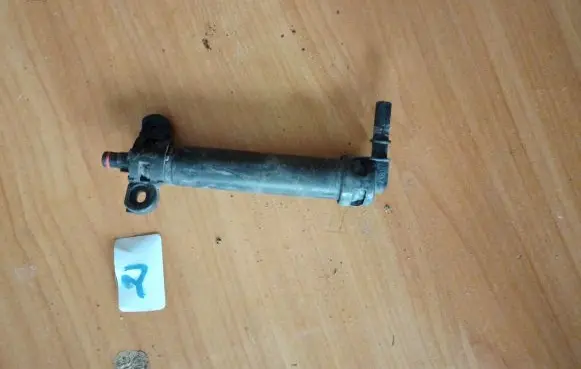 Jeep Grand Cherokee Headlight washer spray nozzle