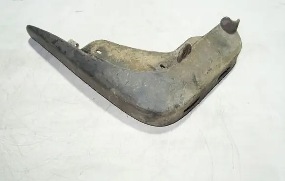 Audi A4 S4 B7 8E 8H Front mudguard 8E0075111