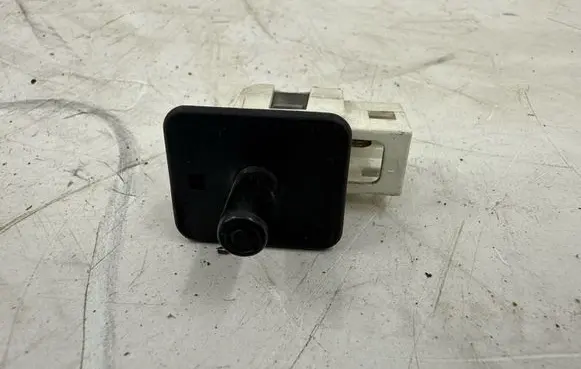 Mercedes-Benz C W203 Front door sensor coupe 2028209410