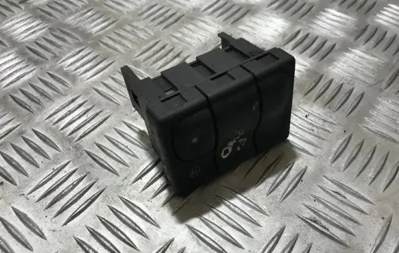 Traction control (ASR) switch