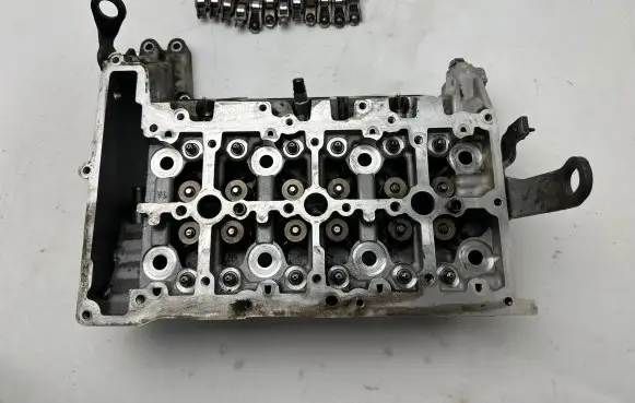 BMW 1 F20 F21 Engine head 85136770400 B37D15A 851120702