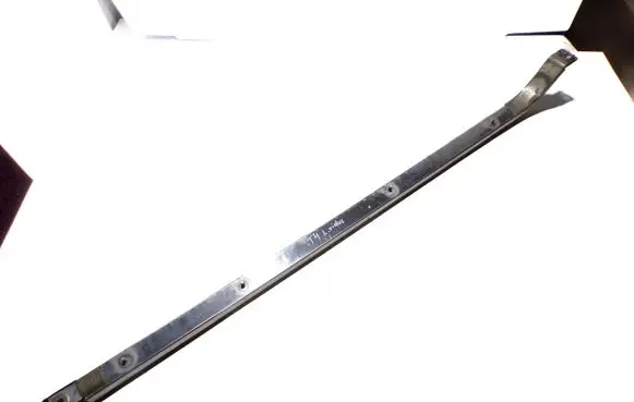 Volkswagen Transporter - Caravelle T4 Sliding door bottom rail 
