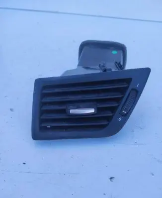 BMW 1 E81 E87 Rear air vent grill 2991233 2991679 1697006