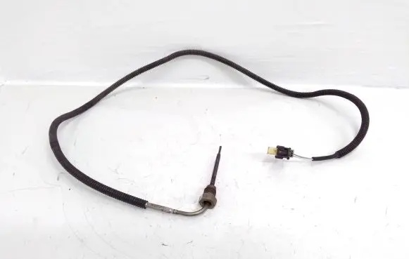 Mercedes-Benz CLA C117 X117 W117 Exhaust gas temperature sensor A0009059105