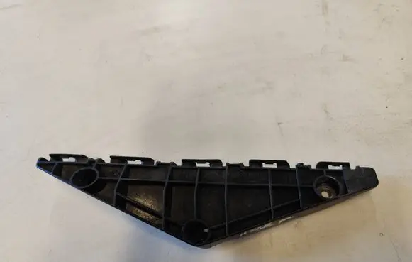 Toyota Avensis T270 Front bumper mounting bracket 5253505040 10T0TA