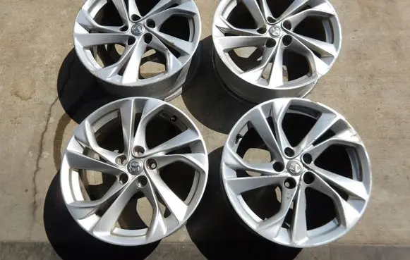 Opel Astra K R17 alloy rim