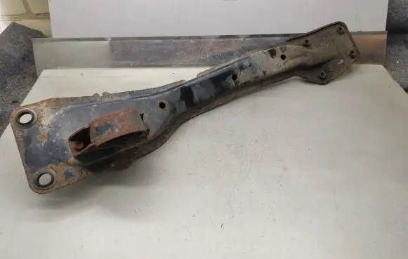 Nissan X-Trail T30 Front subframe