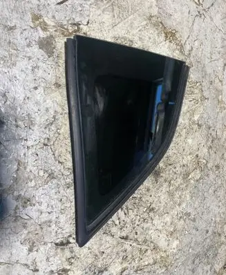 Dodge Challenger Rear side window As207