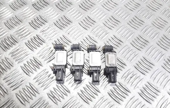 Audi A4 S4 B7 8E 8H Airbag deployment crash/impact sensor 8E0959643B 8E0959651A