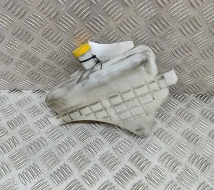 Mazda 6 Coolant expansion tank/reservoir L32715351B