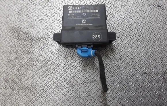 Skoda Octavia Mk2 (1Z) Gateway control module 1K0907530F