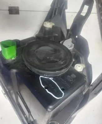 Ford Fusion Headlight/headlamp 24689700
