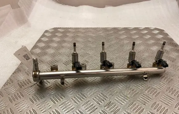 Fuel injectors set