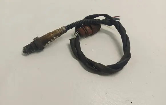 Audi A4 S4 B7 8E 8H Lambda probe sensor 06d906265