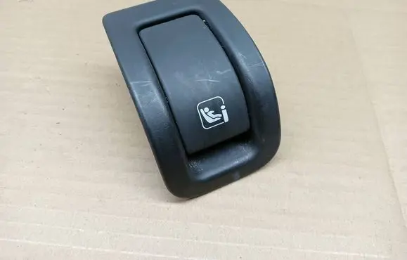 Skoda Octavia Mk4 ISOFIX cover 5E3887233