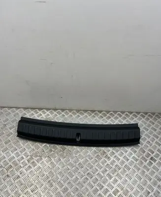 BMW X1 U11 Trunk/boot sill cover protection 51479461985 9461985