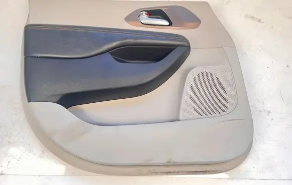 Chrysler Pacifica Front door card panel trim 5RP552D2AC