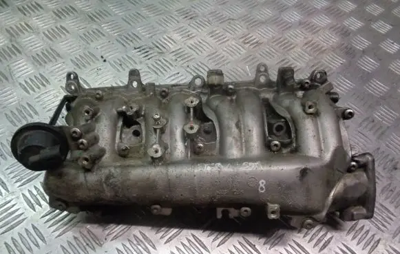 Opel Zafira B Intake manifold