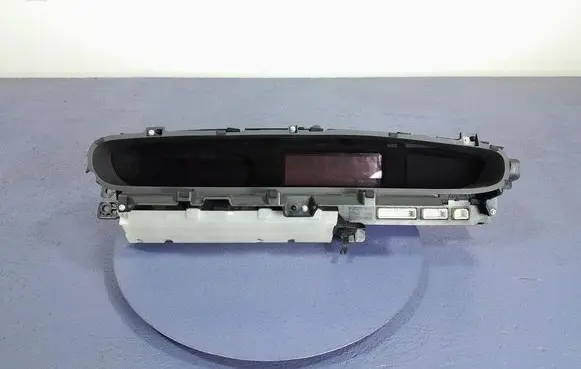 Toyota Prius (XW30) Speedometer (instrument cluster) 769363330