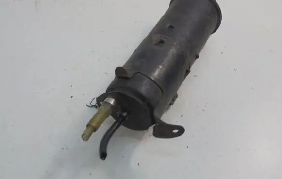Volkswagen Polo II 86C 2F Active carbon filter fuel vapour canister 171201801A