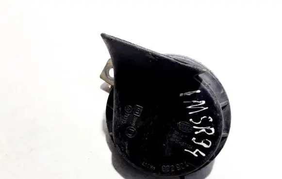Mitsubishi Space Runner Horn signal a28657629 002924